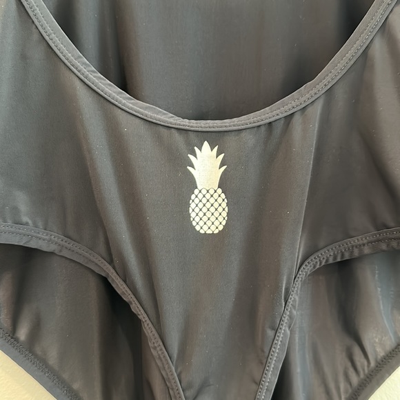 JJ Malibu OMG Bodysuit - Black (Large) - Picture 3 of 8